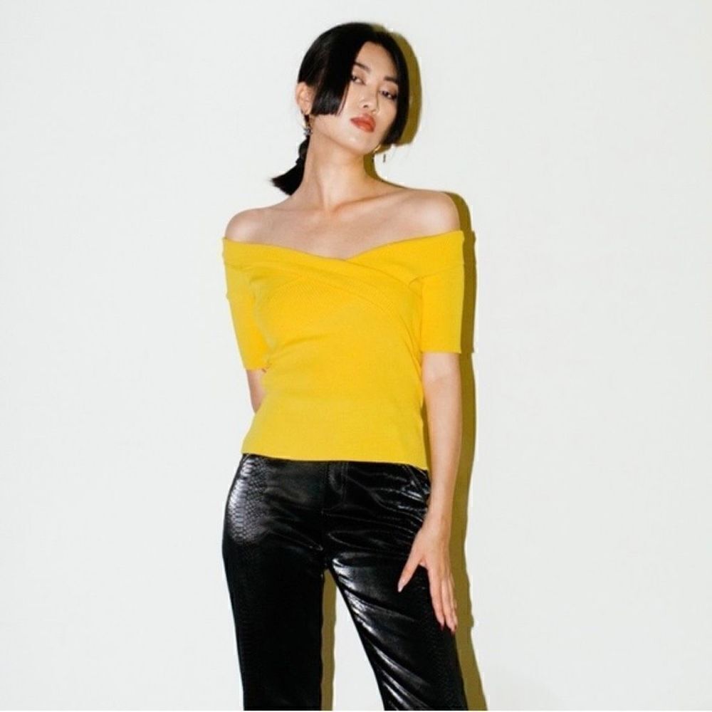 Sandro Galina Off The Shoulder Ribbed Knit Top Shirt Blouse Yellow Women’s 2